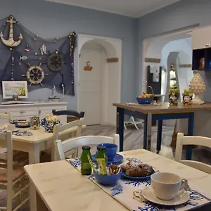 Bed & Breakfast Marina Blu, Giardini Naxos