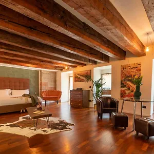 Aurelia Luxury - Piazza Delle Erbe Guest house Verona